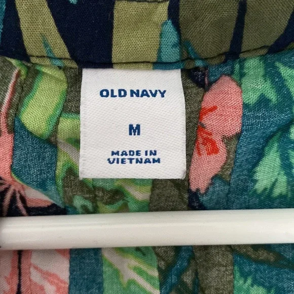 Old navy jungle print blouse size M - Picture 4 of 5